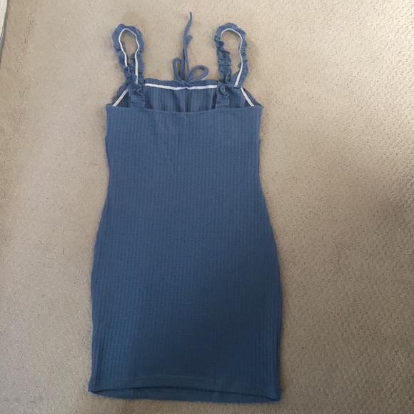 Frilly Ruched Waffle knit dress - Picture 9 of 10